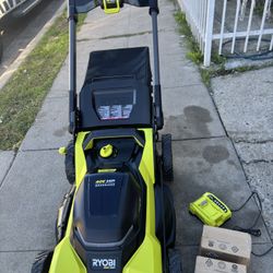 Podadora Rioby  (2) De 6.0horas Batería Y Cargador 