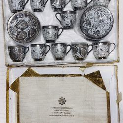 Wahbeh Brothers Co. 24 Piece-Set of Mugs and Cups