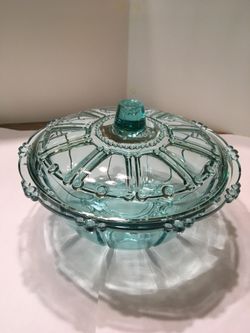 Kig Indonesia covered candy dish