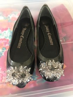 Juicy couture size 6 1/2 ladies worn once real leather