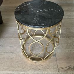 Round Marble Brass Side Table 16.25 In Diameter 