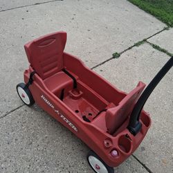 Radio flyer wagon 