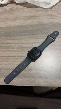 iPhone Watch  Watch SE 40mm