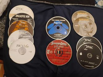 2PAC CD Collection (7) & 2 SNOOP DOG