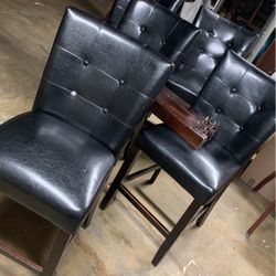 ‼️Marble High Top Table With Chairs Must GOO‼️