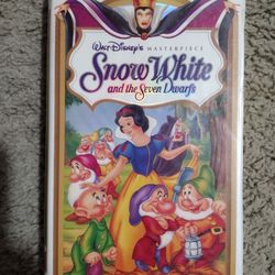 Rare vintage Snow White And The Seven Dwarfs VHS