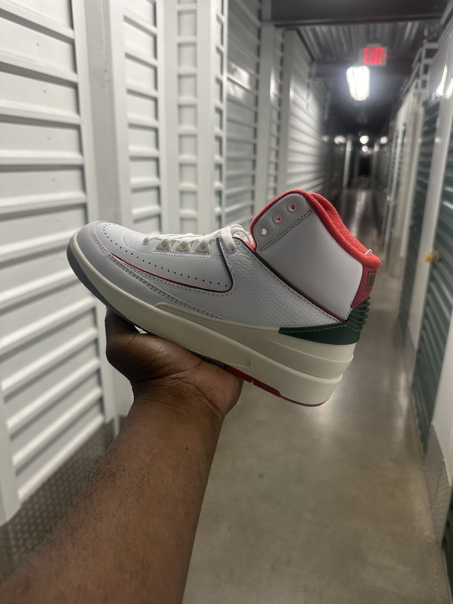 Sz 7y $100 Gucci 2s