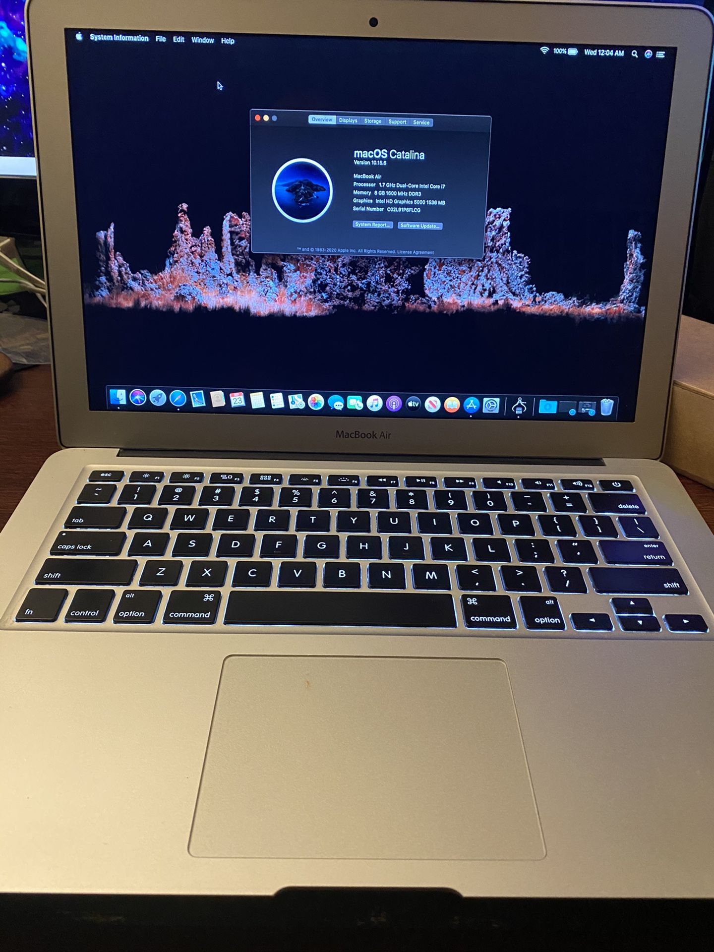 MacBook Air 13 inch Mid 2013 i7 8gb Ram 500gb SSD