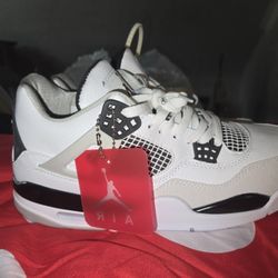 Jordan 4s Black And White