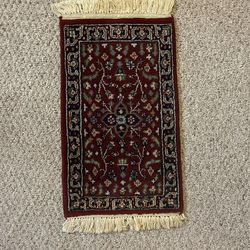 Vintage Indio-Persian Rug
