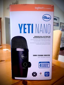 Blue Yeti Nano Dual-Pattern USB Mic w/ Headphone Jack, Stand/Mount, Black