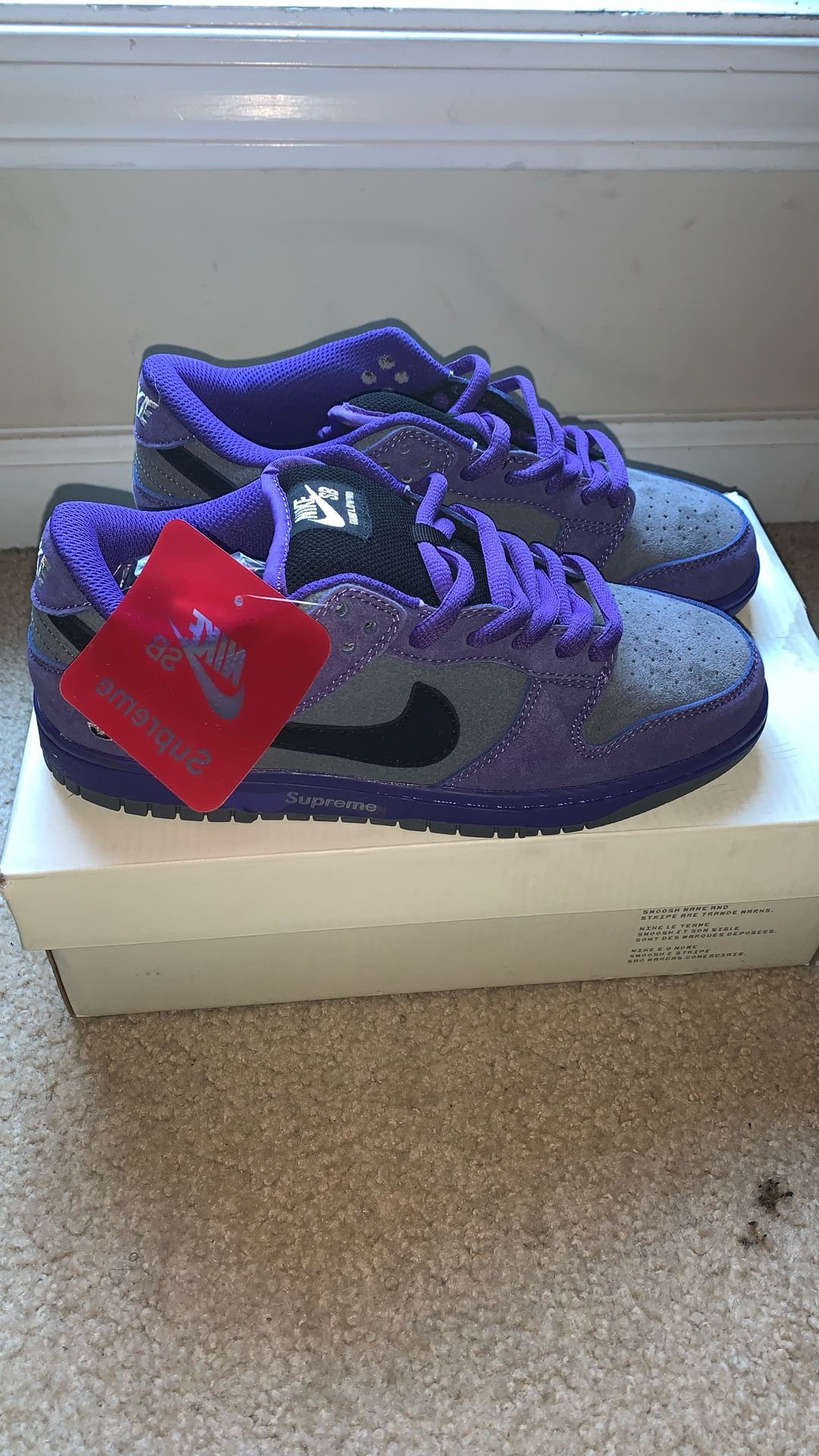 Nike Sb Supreme Dunks Low