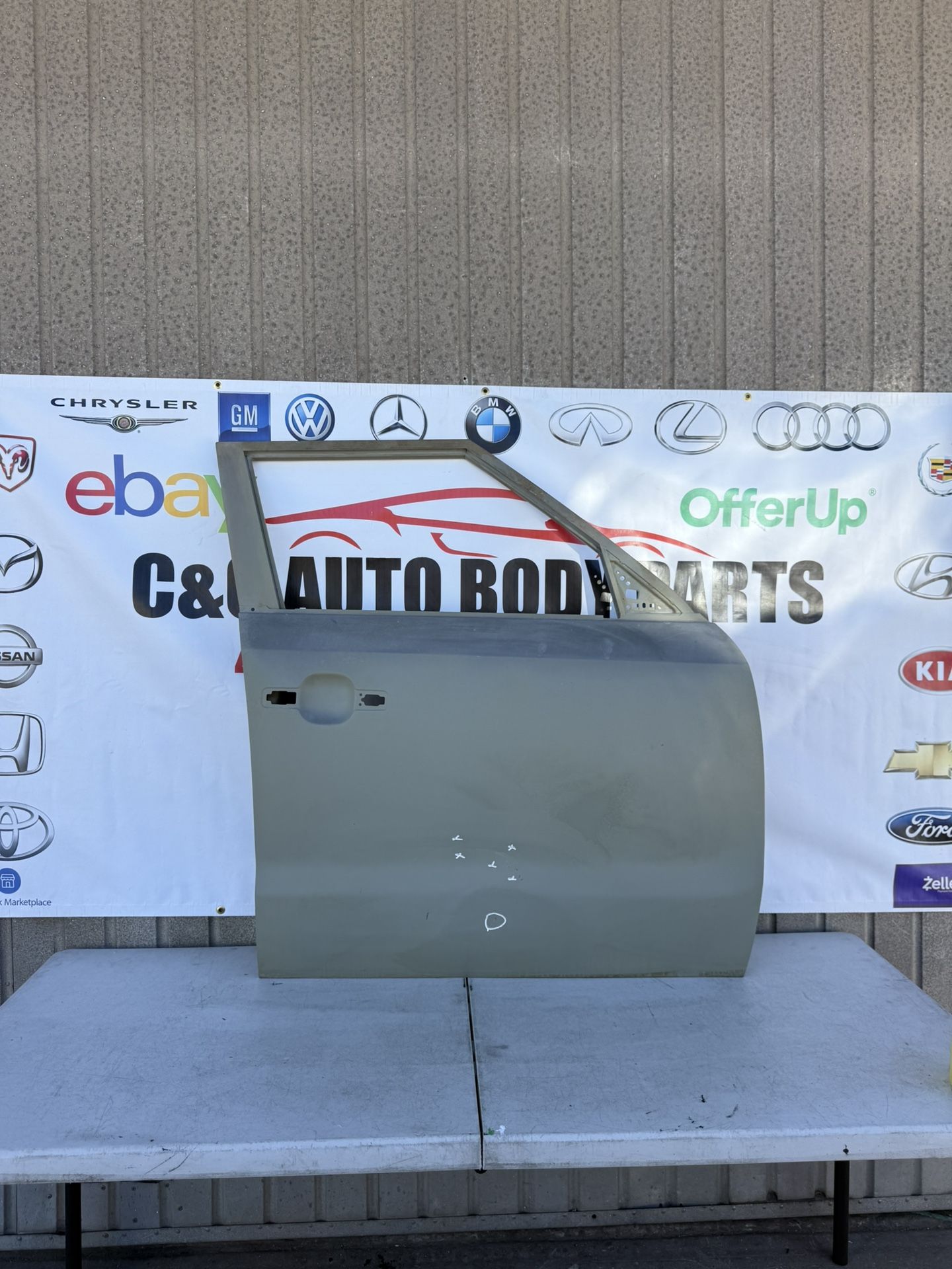 2014 2015 2016 2017 2018 2019 Kia Soul Front Door Shell Right Passenger Side RH USED OEM