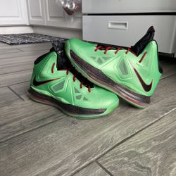 Nike Lebron 10 Cutting Jade - Size 7Y 