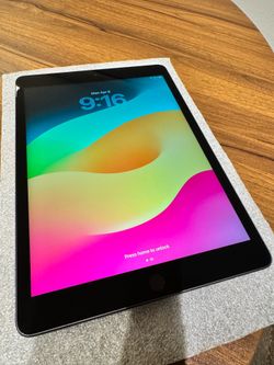 Apple I pad 8th gen