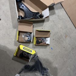 2014 Chevy Traverse Awd Lower Control Arms & Outer Tie Rods 