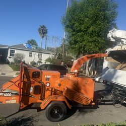 2012 Vermeer BC1000XL chipper