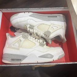 Jordan 4 Retro Oreos 9