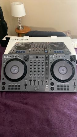 Pioneer DDJ 4 channel DJ mixer/controller