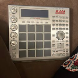 Akai Professional MPC