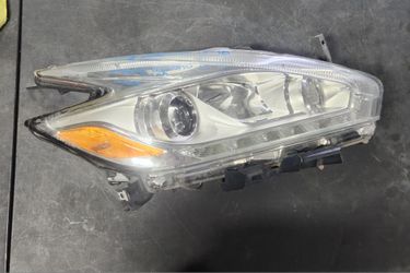 Nissan Murano Headlight Right Passenger Side 2015 2016 2017 2018 Part $200 H