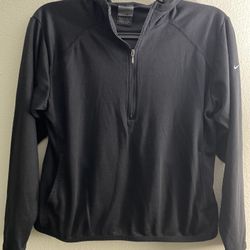NIKE DRI-FIT PULLOVER SWEATER