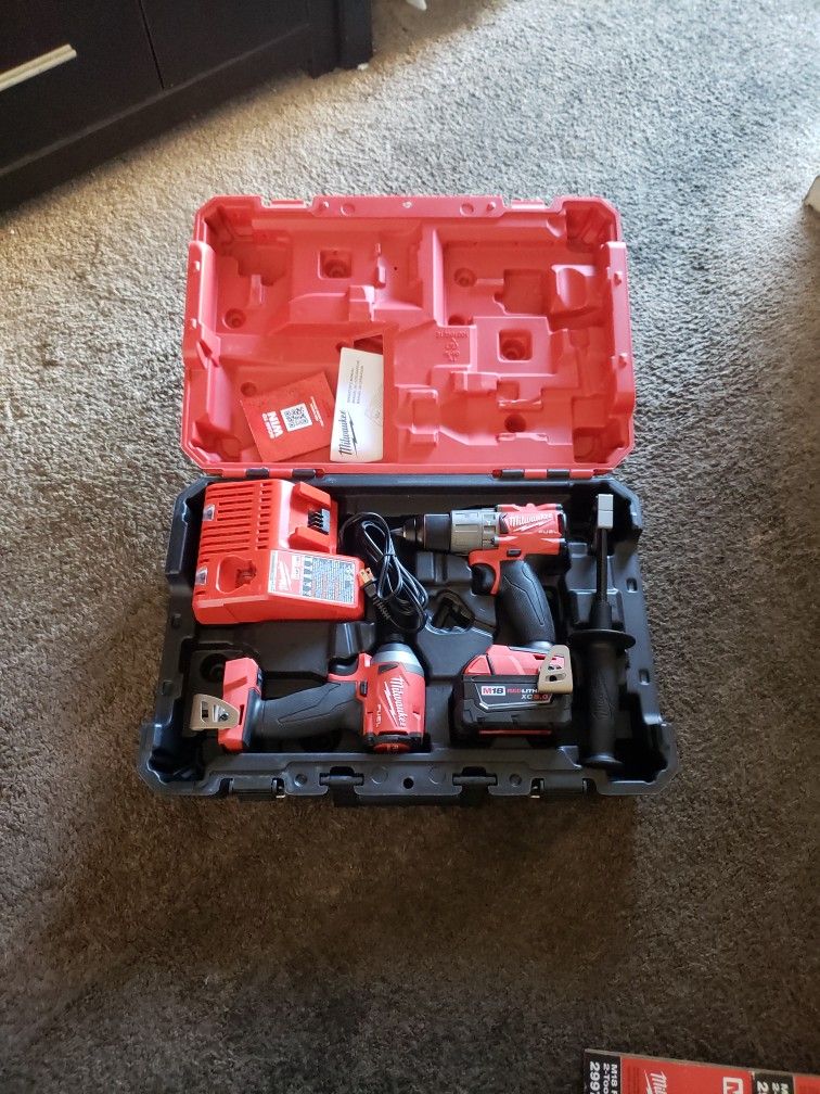 Milwaukee Drill