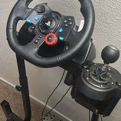 Logi Tech Steering wheel