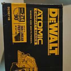 DeWalt Atomic Series  Circular Saw 