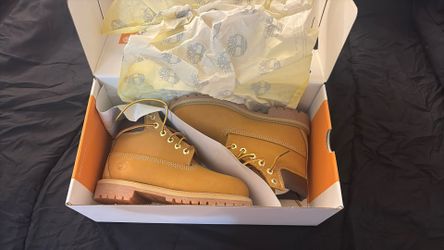 Size 2 Timberland Boot