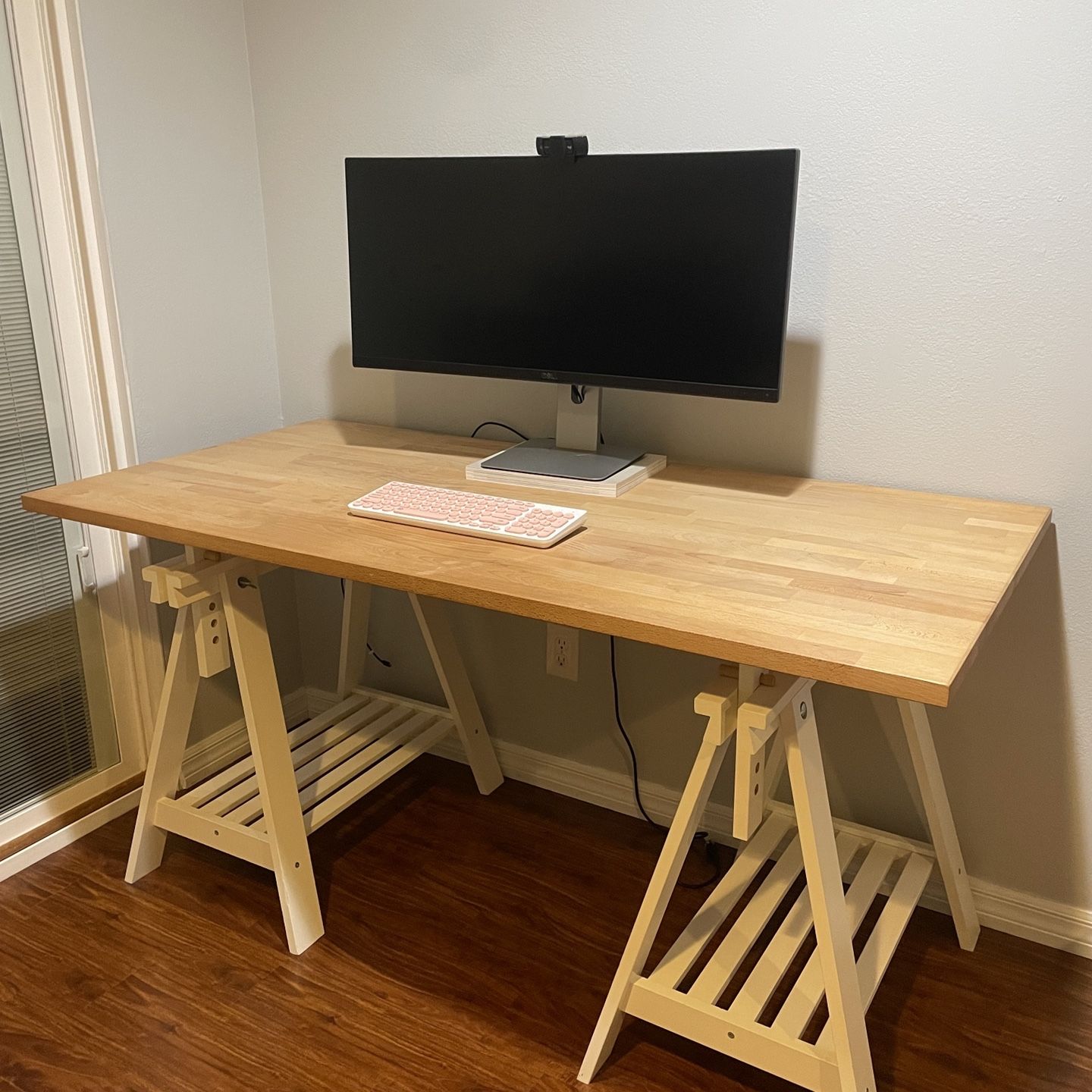 Solid wood IKEA birch desk MÅLSKYTT / MITTBACK 55 1/8x23 5/8 