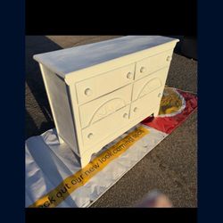 🎁BEAUTIFUL  DRESSER/6 DRAWER - 48” X 18” X 33.5”🎁