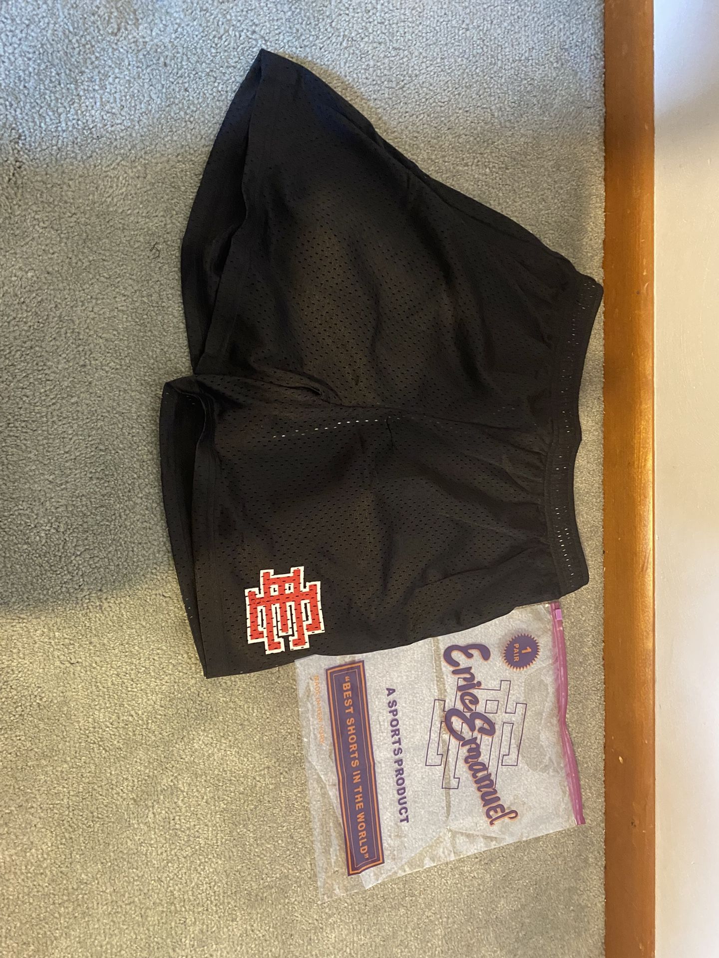ee shorts 
