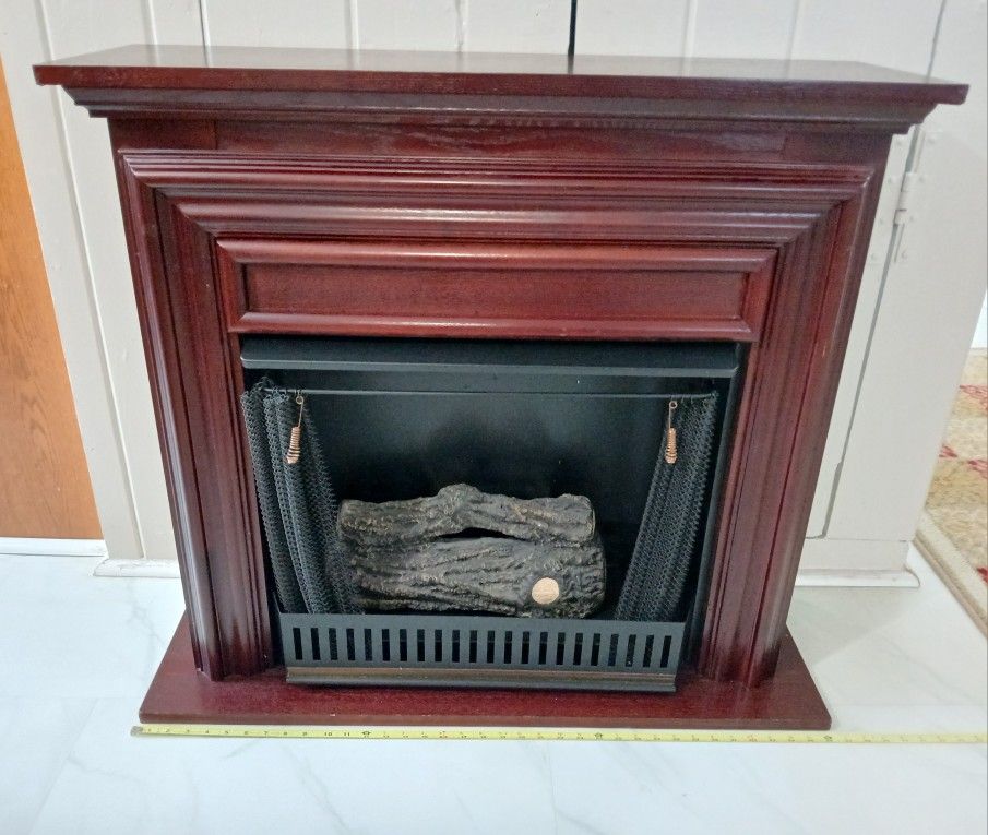 Brand New Beautiful Faux Fireplace With Gel Fuel Cans