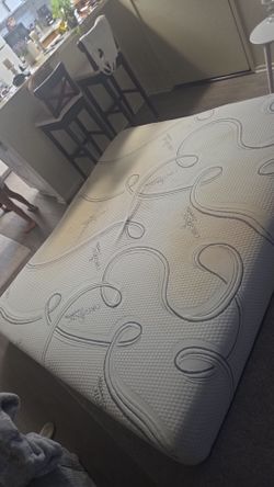 Cali king mattress
