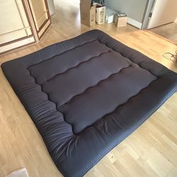 MAXYOYO Japanese Floor Mattress Futon Mattress, 4" Thicken Tatami Mat Queen