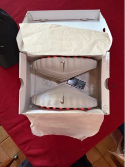 Nike Minds 001 Light Smoke
