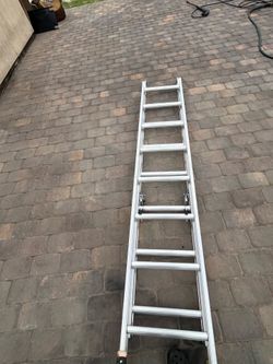 Extendable ladder