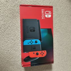 1 Year Old Nintendo Switch With 256 Gigabytes MicroCard🔥 