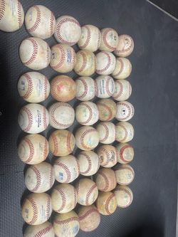 MLB baseballs