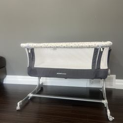 Bassinet 