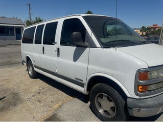 2001 Chevrolet Express