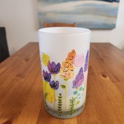 LIKE NEW 8" Modern Floral Glass Vase Pro Flowers C01 (SE San Diego)