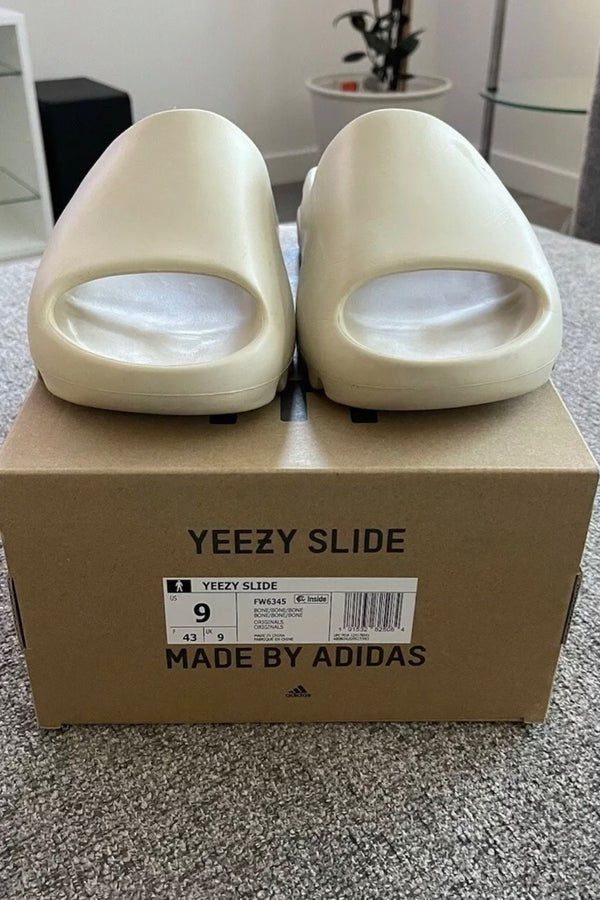 Yeezy Slide Bone Original Size (FW6345)