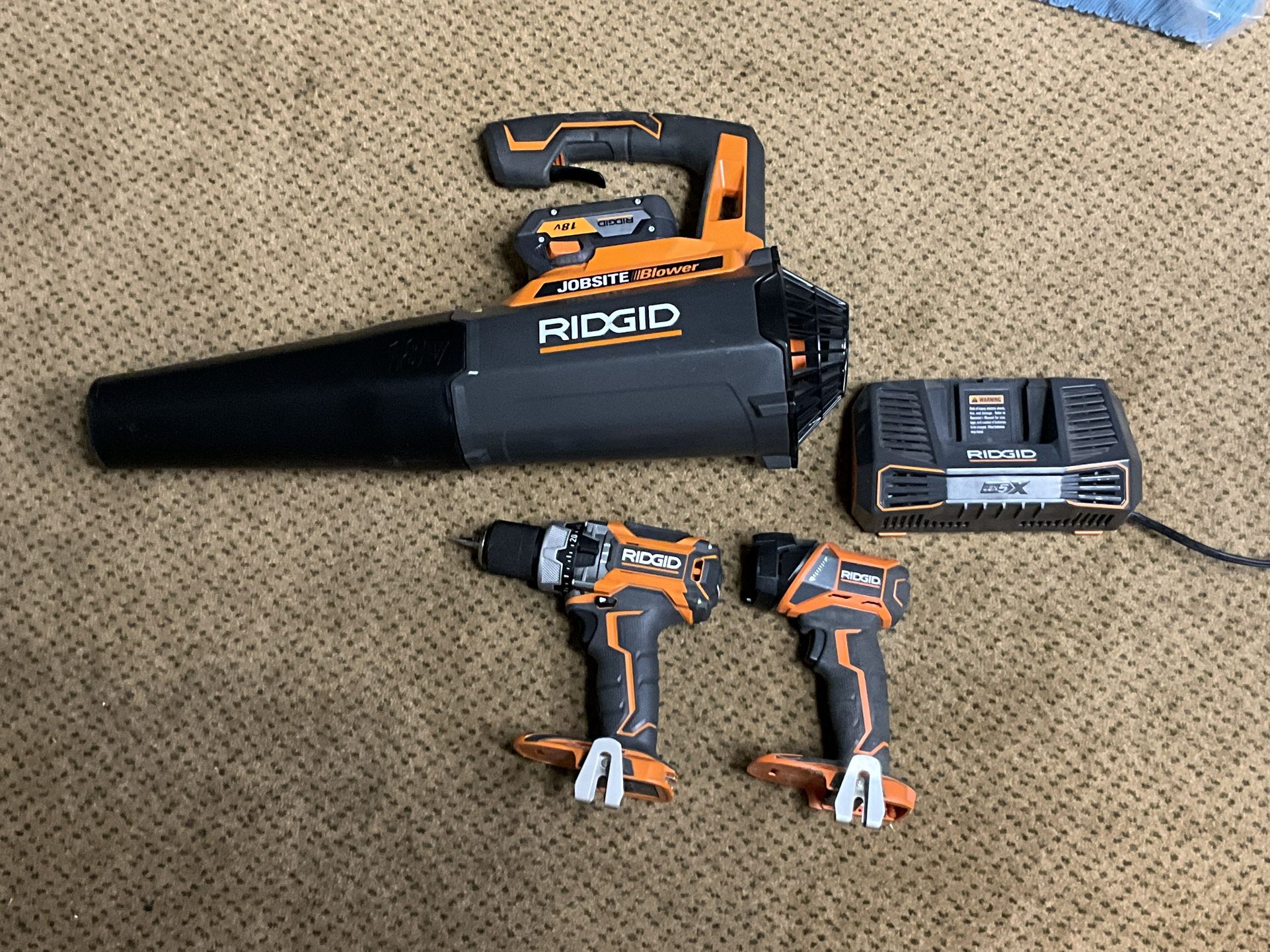 Rigid Brushless Hammer Drill And Jobsite Blower Set With Bonus Flashlight Complete With Charger And 4ah Battery 