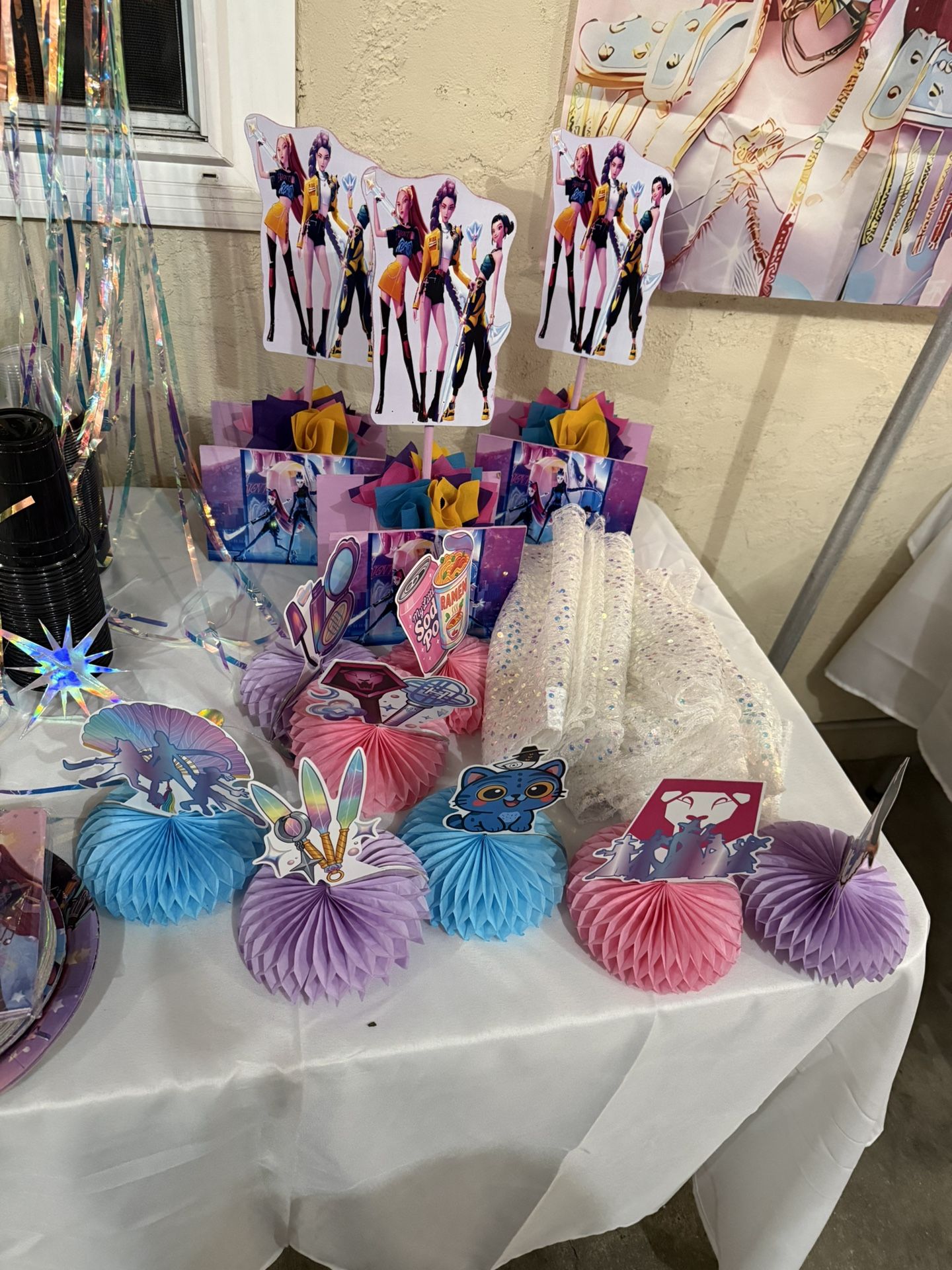 K Pop Demon Hunters Party Supplies