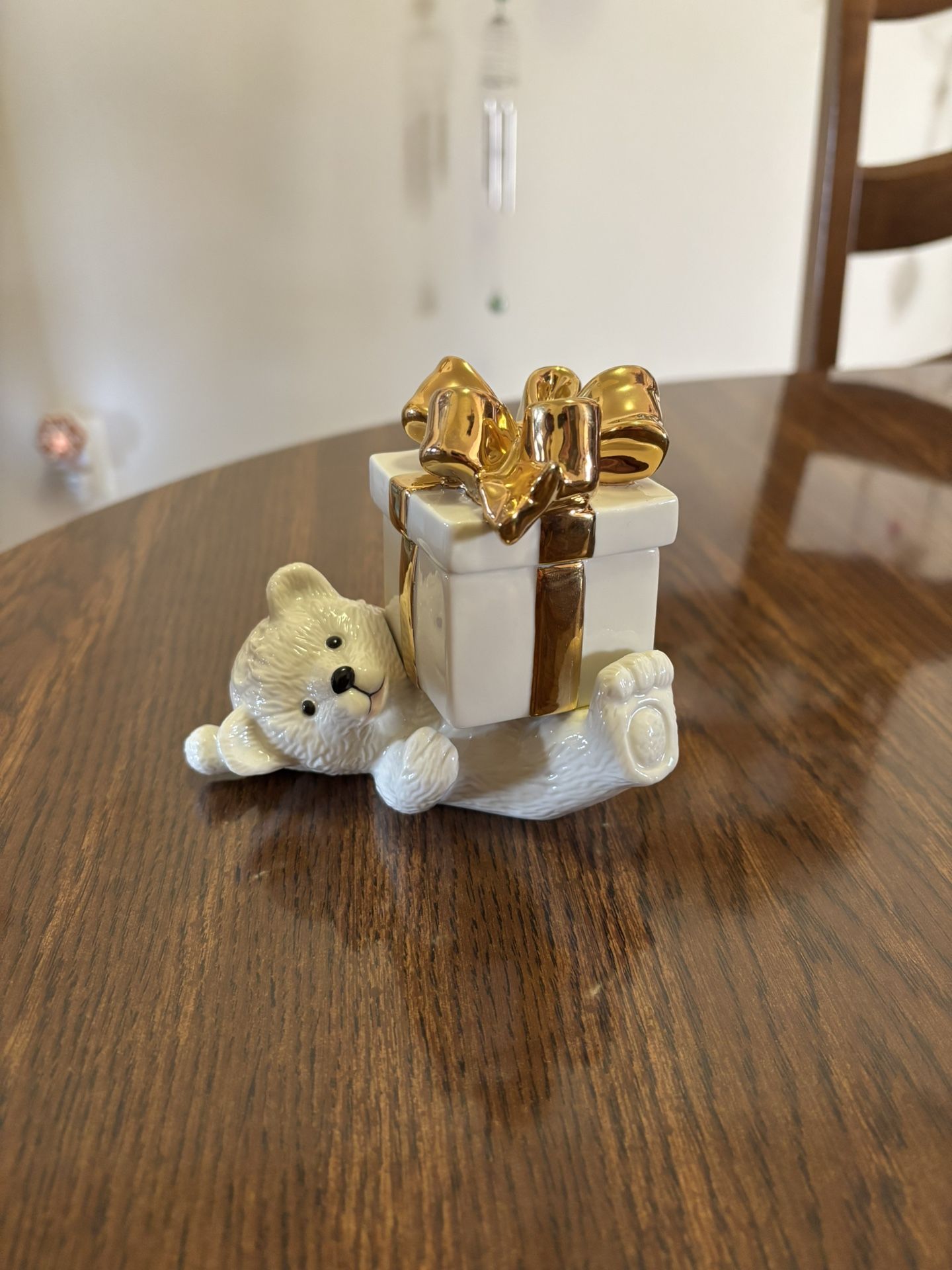 Mikasa Christmas Bear Trinket Box Gold Ribbon Fine Porcelain Green Santa Hat