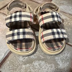 Burberry Sandals Toddler US Sz 7 / euro 23