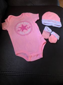 Baby Girl Converse Set (0-6M)