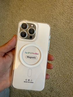 iPhone 15 Pro Max Clear Magnetic Case